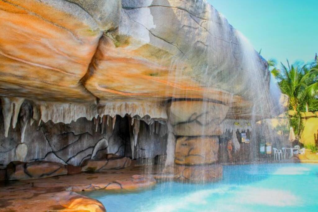 Piazza Diroma Acqua Park, Requinte E Diversao Калдас-Новас Екстер'єр фото