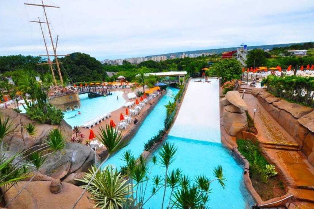 Piazza Diroma Acqua Park, Requinte E Diversao Калдас-Новас Екстер'єр фото